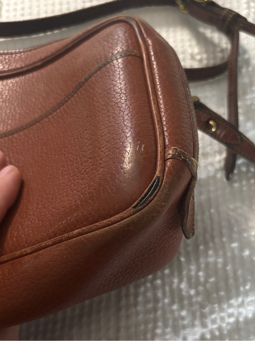 Vintage ‘90s Dooney & Bourke Crossbody Cognac Orange Brown Leather Purse - Picture 4 of 13